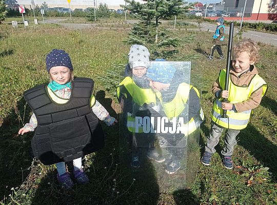 Gr. II Wycieczka do Komendy Powiatowej Policji - "Dzień otwarty"