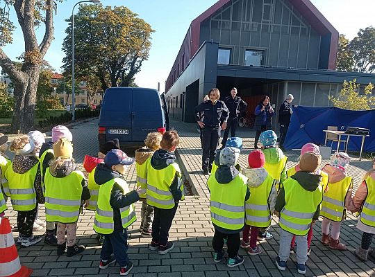 Gr. II Wycieczka do Komendy Powiatowej Policji - "Dzień otwarty"