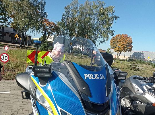 Gr. II Wycieczka do Komendy Powiatowej Policji - "Dzień otwarty"