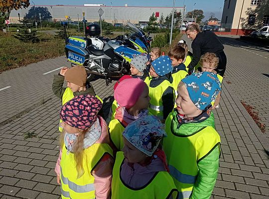 Gr. II Wycieczka do Komendy Powiatowej Policji - "Dzień otwarty"