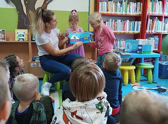 Gr. III Wycieczka do biblioteki