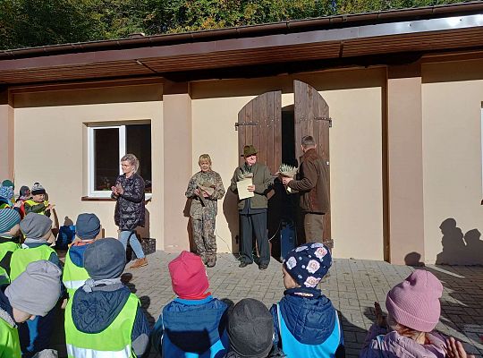 Gr. I Wyjazd do Drętowa oraz rozstrzygnięcie konkursu na budkę dla ptaków