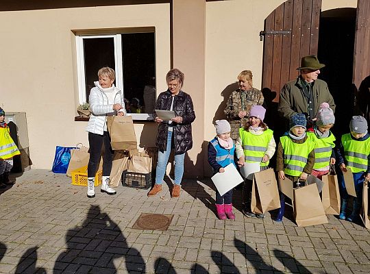 Gr. III i IV Wyjazd do Drętowa oraz rozstrzygnięcie konkursu na budkę dla ptaków