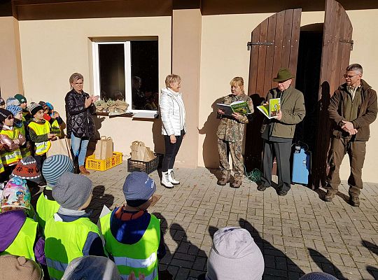 Gr. III i IV Wyjazd do Drętowa oraz rozstrzygnięcie konkursu na budkę dla ptaków