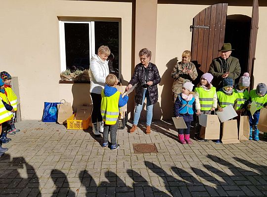 Wycieczka do Drętowa- poznajemy las, pracę leśniczego oraz sokolnika