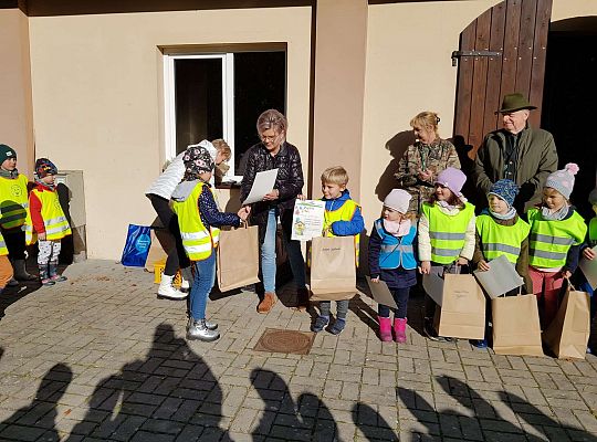 Wycieczka do Drętowa- poznajemy las, pracę leśniczego oraz sokolnika