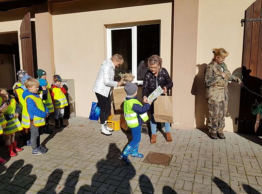 Wycieczka do Drętowa- poznajemy las, pracę leśniczego oraz sokolnika