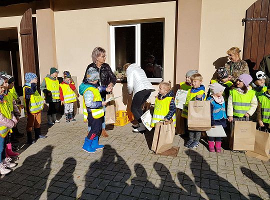 Wycieczka do Drętowa- poznajemy las, pracę leśniczego oraz sokolnika