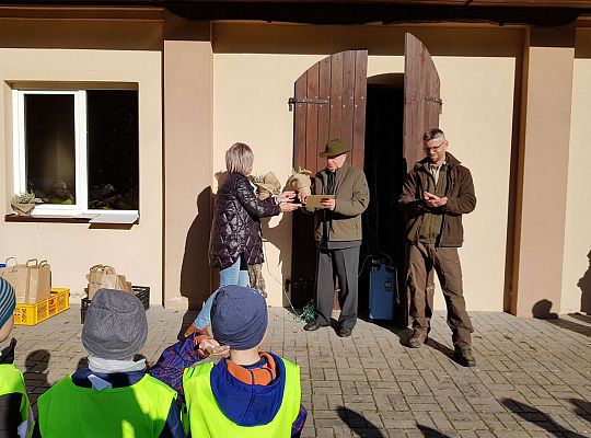 Wycieczka do Drętowa- poznajemy las, pracę leśniczego oraz sokolnika