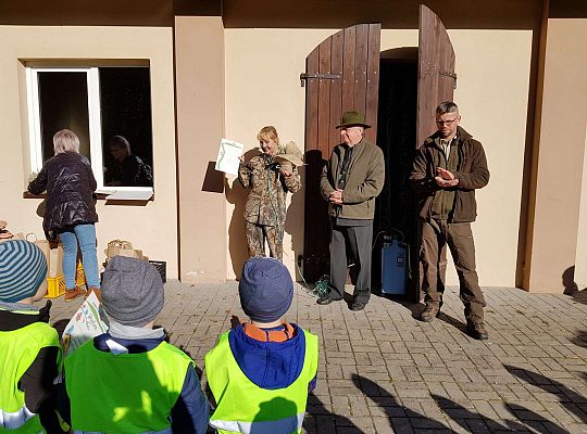 Wycieczka do Drętowa- poznajemy las, pracę leśniczego oraz sokolnika