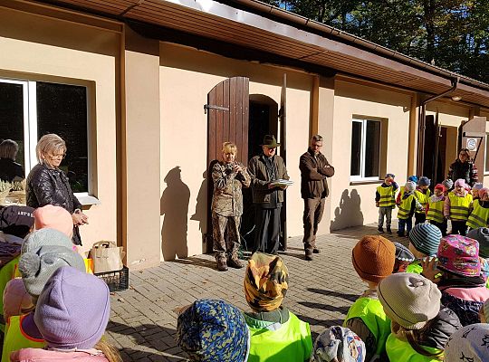 Wycieczka do Drętowa- poznajemy las, pracę leśniczego oraz sokolnika