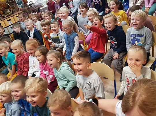 Teatrzyk pt. "Waśnie i baśnie"