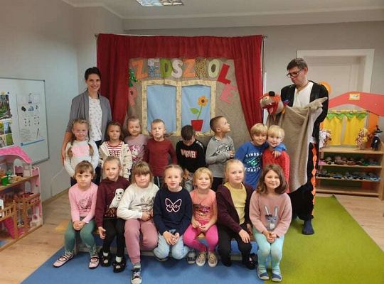 Teatrzyk pt. "Waśnie i baśnie"