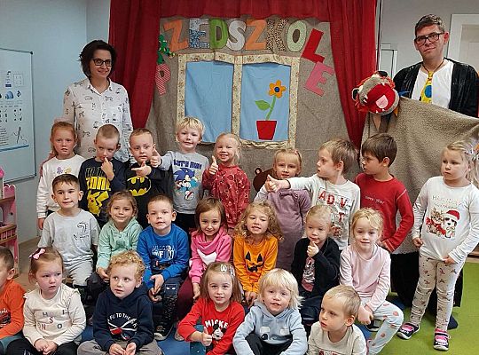 Teatrzyk pt. "Waśnie i baśnie"