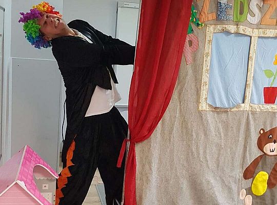 Teatrzyk pt. "Waśnie i baśnie"