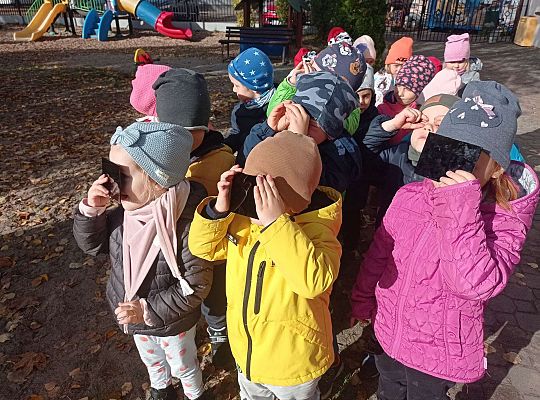 Gr. II Oglądamy zaćmienie słońca