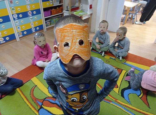 Gr. II Mama Stasia czyta dzieciom - "Być jak tygrys"