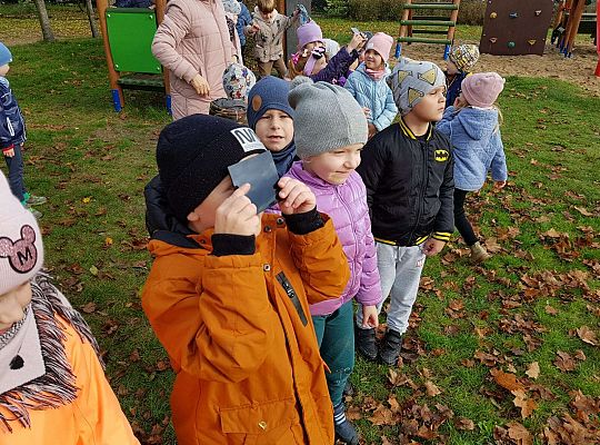Gr. III i IV Oglądamy zaćmienie Słońca