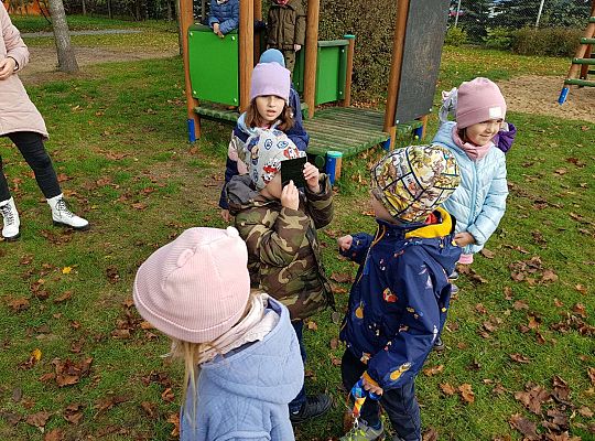 Gr. III i IV Oglądamy zaćmienie Słońca