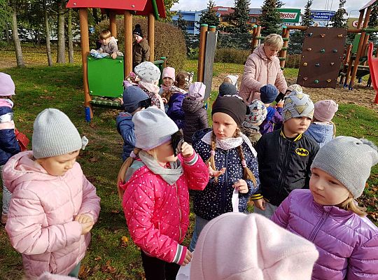 Gr. III i IV Oglądamy zaćmienie Słońca