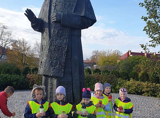 Gr. III Czcimy pamięć o tych co odeszli