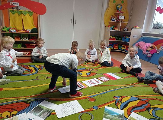 Gr. II 11 Listopada - Święto Niepodległości