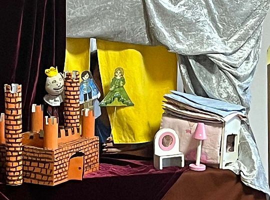 Gr. I i II Teatrzyk "Księżniczka na ziarnku grochu"