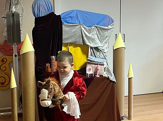 Gr. I i II Teatrzyk "Księżniczka na ziarnku grochu"