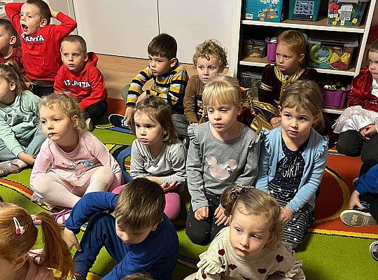 Gr. I i II Teatrzyk "Księżniczka na ziarnku grochu"