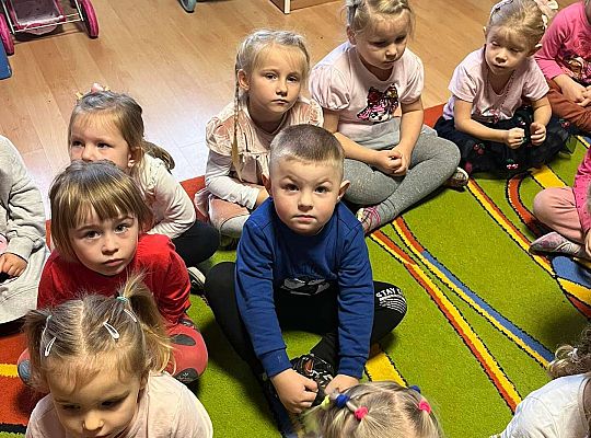 Gr. I i II Teatrzyk "Księżniczka na ziarnku grochu"