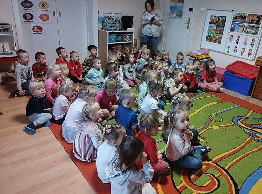 Gr. I i II Teatrzyk "Księżniczka na ziarnku grochu"