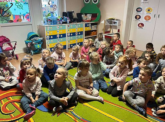 Gr. I i II Teatrzyk "Księżniczka na ziarnku grochu"