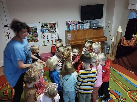 Gr. I i II Teatrzyk "Księżniczka na ziarnku grochu"