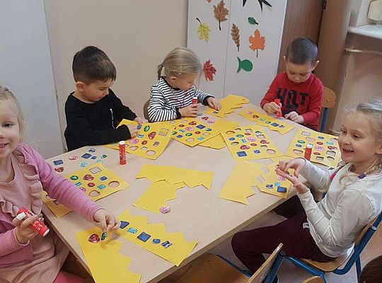 Gr. II Bawimy się w Króla i Królową