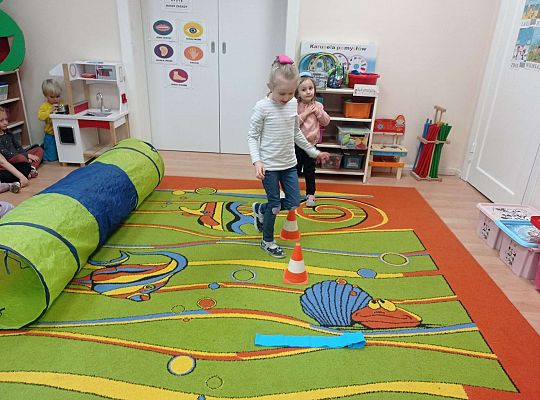 Gr. II Bawimy się w Króla i Królową