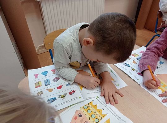 Gr. II Bawimy się w Króla i Królową