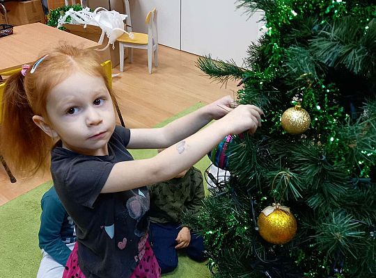 Gr. I Stroimy choinkę