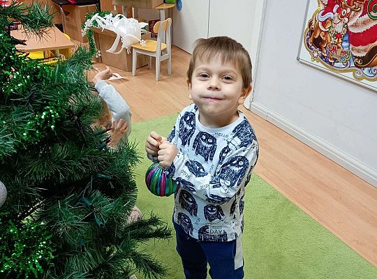 Gr. I Stroimy choinkę