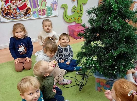 Gr. I Stroimy choinkę