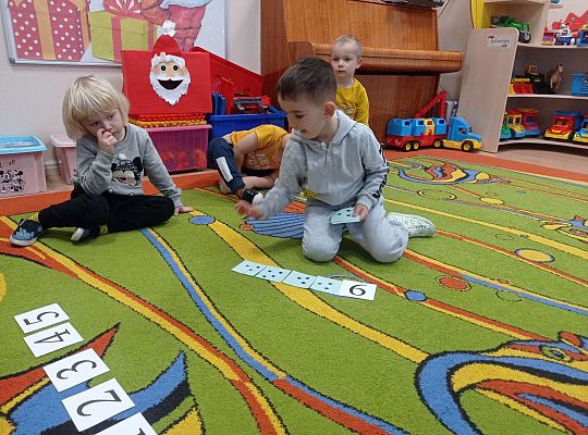 Gr. II Lubimy rozdawać prezenty