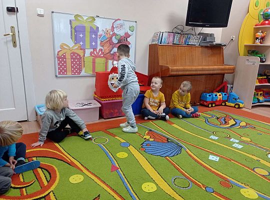 Gr. II Lubimy rozdawać prezenty