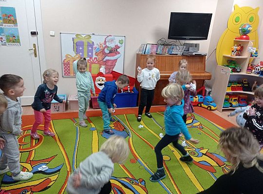 Gr. II Lubimy rozdawać prezenty