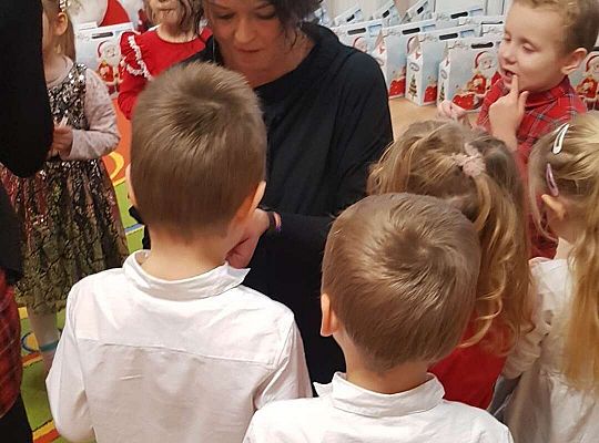 Gr. II Świąteczne życzenia oraz wspólna Wigilia