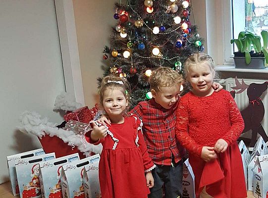 Gr. II Świąteczne życzenia oraz wspólna Wigilia