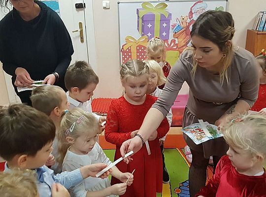 Gr. II Świąteczne życzenia oraz wspólna Wigilia