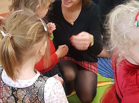 Gr. II Świąteczne życzenia oraz wspólna Wigilia