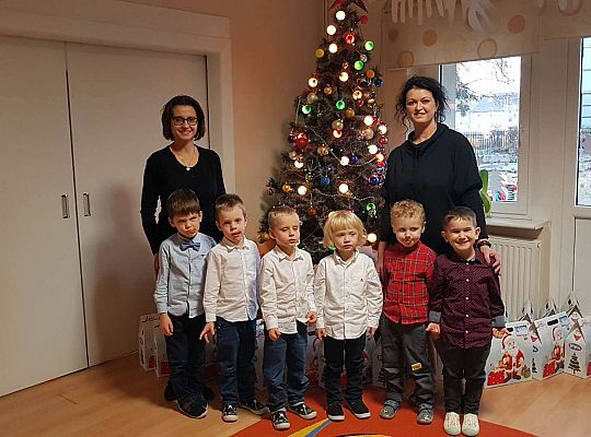 Gr. II Świąteczne życzenia oraz wspólna Wigilia