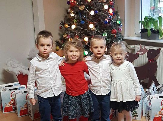 Gr. II Świąteczne życzenia oraz wspólna Wigilia