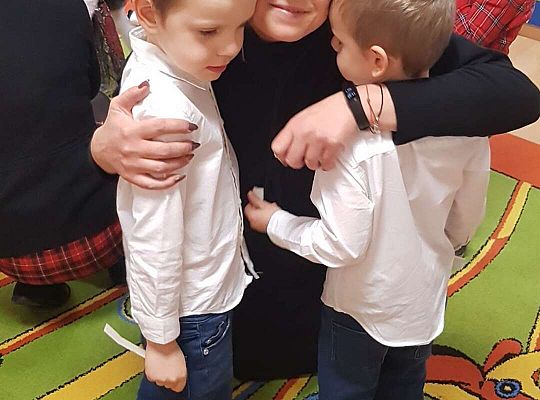 Gr. II Świąteczne życzenia oraz wspólna Wigilia