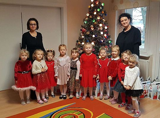 Gr. II Świąteczne życzenia oraz wspólna Wigilia